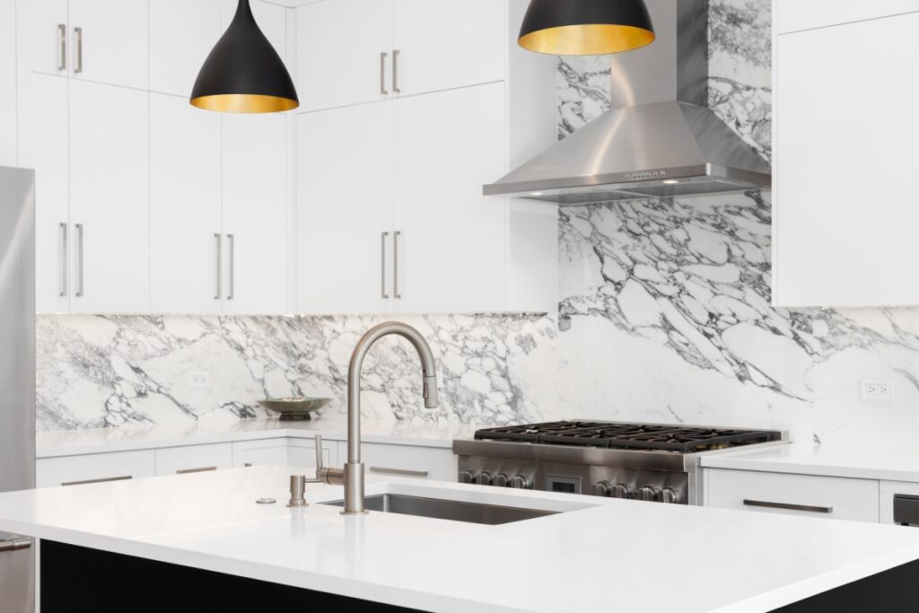 Classical Kitchens: Why White Marble Never Goes out of Style
